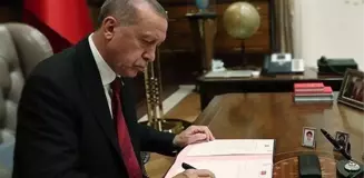 Cumhurbaşkanı Erdoğan'ın imzasıyla 3 bakan yardımcısı görevden alındı