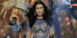 Victoria's Secret Fashion Show'da Bella Hadid var mı?