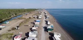 Kumköy Sahili'ndeki Çardaklar İçin Yıkım Tarihi Belirlendi