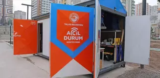 Talas Belediye Başkanı Yalçın, Afete Hazırlık Günü'nde Acil Durum Konteynerlerini Tanıttı