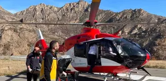 Gümüşhane'de 70 Yaşındaki Hastaya Acil Ambulans Helikopterle Sevk