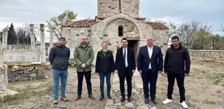 Enez'deki Has Yunus Bey Türbesi ve Mezarlıkta Onarım Çalışmaları Başladı