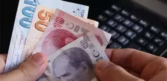 Yeni tedavüle çıkan 5 ve 50 TL kağıt banknotlar israf tartışmasına neden oldu