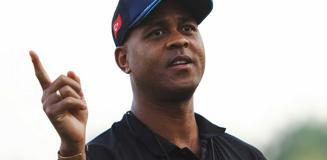 Patrick Kluivert'ın yeni takımı herkesi şaşırttı