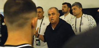 Bakışlara dikkat! Fatih Terim'in soyunma odasında sarf ettiği cümle takımı şampiyon yapar