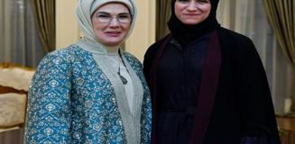 Emine Erdoğan, Şara'nın eşi Latife El Durubi ile bir araya geldi