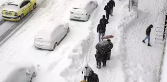 İstanbul'da kabus için saat verildi! 34 ilde okullar tatil