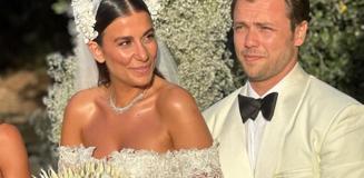Zeynep Mayruk ve Tolga Sarıtaş bebeklerinin cinsiyetini açıkladı
