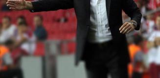 Şampiyon Kocaelispor'da İsmet Taşdemir görevinden ayrıldı