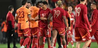 Galatasaray kazandı, Samsunspor Avrupa'yı garantiledi