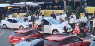 Kadınların park yeri kavgası! Tekme tokatlar hava uçuştu