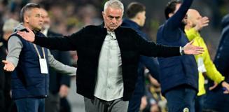 Fenerbahçe'nin yıldızları yönetime resti çekti: Mourinho varsa biz yokuz