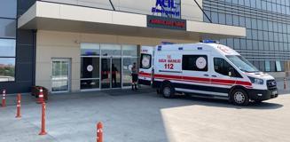 Kurban eti çekerken kıyma makinesine elini kaptıran genç kız ağır yaralandı