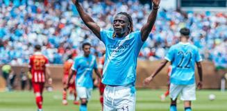 Manchester City yıldızlarıyla 3 puana uzandı