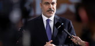 İsrail Suriye'yi vurdu, Bakan Fidan YPG'yi uyardı: Aldığımız duyumlar var, krizi fırsata çevirmeyin