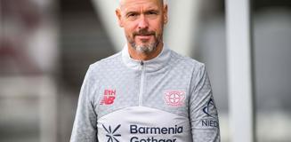 Erik Ten Hag yeni takımıyla çıktığı ilk maçta bozguna uğradı