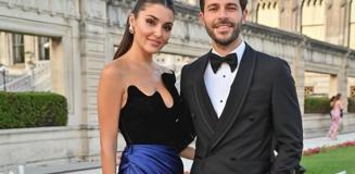Hande Erçel ve Hakan Sabancı İtalya'da aşk tazeledi