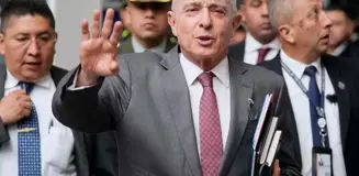 Kolombiya'da eski Devlet Başkanı Alvaro Uribe, 12 yıl ev hapsine mahkum edildi