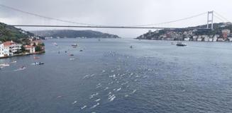37. Boğaziçi Kıtalararası Yüzme Yarışı'nda binlerce yüzücü kıtaları birleştirdi