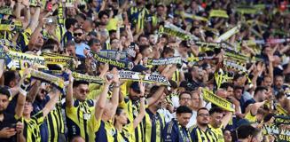 Taraftar şokta! Fenerbahçe'nin yeni transferi hazırlık maçında sakatlandı