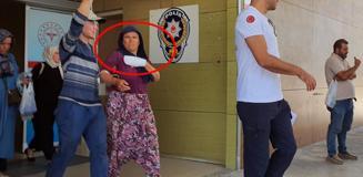 Salça yapan kadın ölümle burun buruna geldi! 4 parmağı koptu