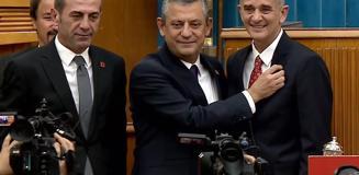 İYİ Parti'den ihraç edilen Sakarya Milletvekili Ümit Dikbayır, CHP'ye katıldı