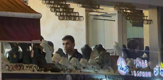 Kuyumcuda tahliye alarmı! Altınların peşine düştü, dakikalar içinde topladı