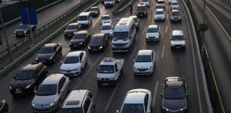 Bu geceden itibaren motorine 2 lira 7 kuruş zam bekleniyor Bu geceden itibaren motorine 2 lira 7 kuruş zam bekleniyor