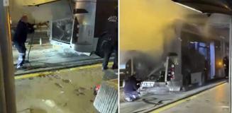 Edirnekapı'da metrobüste çıkan yangın paniğe neden oldu Edirnekapı'da metrobüste çıkan yangın paniğe neden oldu