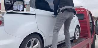 Eskişehir'de arızalı araçtan cephanelik çıktı!