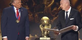 Donald Trump, FIFA'dan Barış Ödülü aldı Donald Trump, FIFA'dan Barış Ödülü aldı
