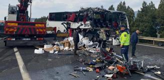 7 kişinin öldüğü katliam gibi kazadan kurtulan yolcudan vahim sözler: Biliyordum... 7 kişinin öldüğü katliam gibi kazadan kurtulan yolcudan vahim sözler: Biliyordum...