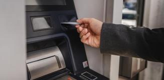 70 yıllık dev banka 51 şubesini kapatıyor 70 yıllık dev banka 51 şubesini kapatıyor