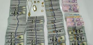 Polis operasyonunda her yerden para ve altın fışkırdı Polis operasyonunda her yerden para ve altın fışkırdı