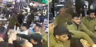 Aralarına alıp acımasızca dövdüler! Dehşet anları kameralarda Aralarına alıp acımasızca dövdüler! Dehşet anları kameralarda