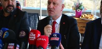 Oktay Saral'dan Sabancı Üniversitesi'ne 'cuma namazı' tepkisi