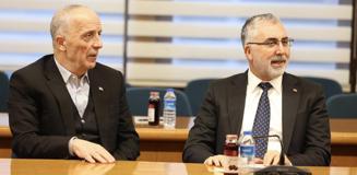 TÜRK-İŞ Başkanı ile görüşen Bakan Işıkhan'dan heyecanlandıran asgari ücret mesajı TÜRK-İŞ Başkanı ile görüşen Bakan Işıkhan'dan heyecanlandıran asgari ücret mesajı