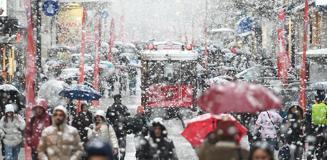 Yılbaşında lapa lapa kar geliyor! İstanbul'da 10 yıl sonra bir ilk Yılbaşında lapa lapa kar geliyor! İstanbul'da 10 yıl sonra bir ilk