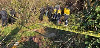 Kız arkadaşı tarafından çalılıkların arasında ölü bulundu Kız arkadaşı tarafından çalılıkların arasında ölü bulundu