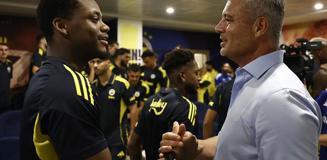 Sadettin Saran, Jhon Duran'ı kenara çekip tek bir şey söylemiş