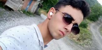 Kestiği ağacın altında kalan 19 yaşındaki genç hayatını kaybetti