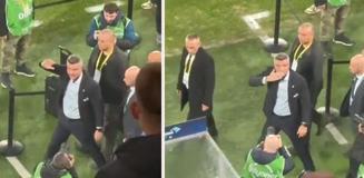 Fenerbahçe taraftarından Sadettin Saran'a destek