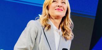 Meloni'den noel şakası: Bu yıl zordu ama 2026 daha zor olacak