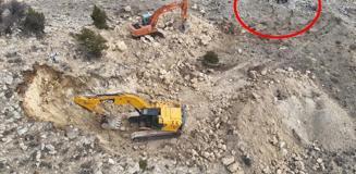 2 iş makinesiyle define arayanlara operasyon: 14 gözaltı