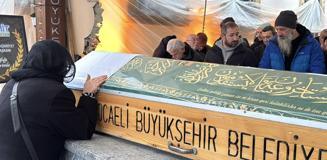 7 ay içinde ikinci acı! Serkan Keskin'in babası hayatını kaybetti