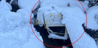 Uçuruma yuvarlanan araçta 2 belediye meclis üyesinin cansız bedeni bulundu Uçuruma yuvarlanan araçta 2 belediye meclis üyesinin cansız bedeni bulundu