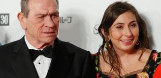 Ünlü oyuncu Tommy Lee Jones'un kızı otel odasında ölü bulundu Ünlü oyuncu Tommy Lee Jones'un kızı otel odasında ölü bulundu