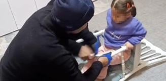 Batman'da sandalyeye sıkışan çocuğu itfaiye kurtardı Batman'da sandalyeye sıkışan çocuğu itfaiye kurtardı