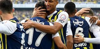 Fenerbahçe'de kadro dışı kalan isim için sıraya girdiler Fenerbahçe'de kadro dışı kalan isim için sıraya girdiler