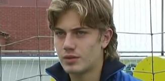 Yıllar sonra ortaya çıkan video! Herkes aynı detaya takıldı Yıllar sonra ortaya çıkan video! Herkes aynı detaya takıldı